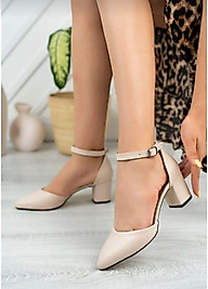 Kadın Ayakkabı Ten Cilt Karnı Yarık Bilekten Bantlı Kısa Kalın Topuklu Ayakkabı 5 cm