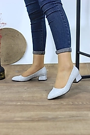 Kadın Ayakkabı Gümüş Simli Kısa Kalın Topuklu Ayakkabı 3 cm