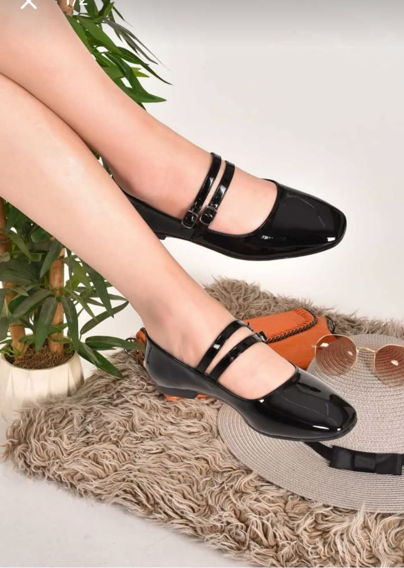 Kadın Ayakkabı Rugan Siyah Bağlamalı Çift Tokalı Hazır Taban Küt Burunlu Rahat Babet Günlük 1CM